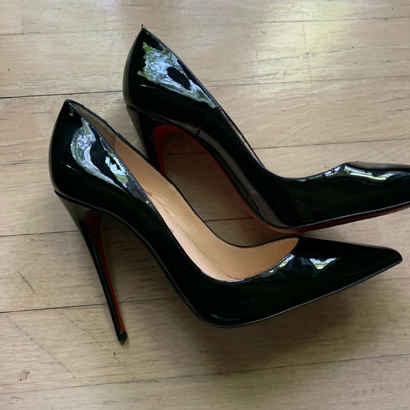 So Kate Patent Pointed-Toe Red Sole Pump - Picture 10 of 11